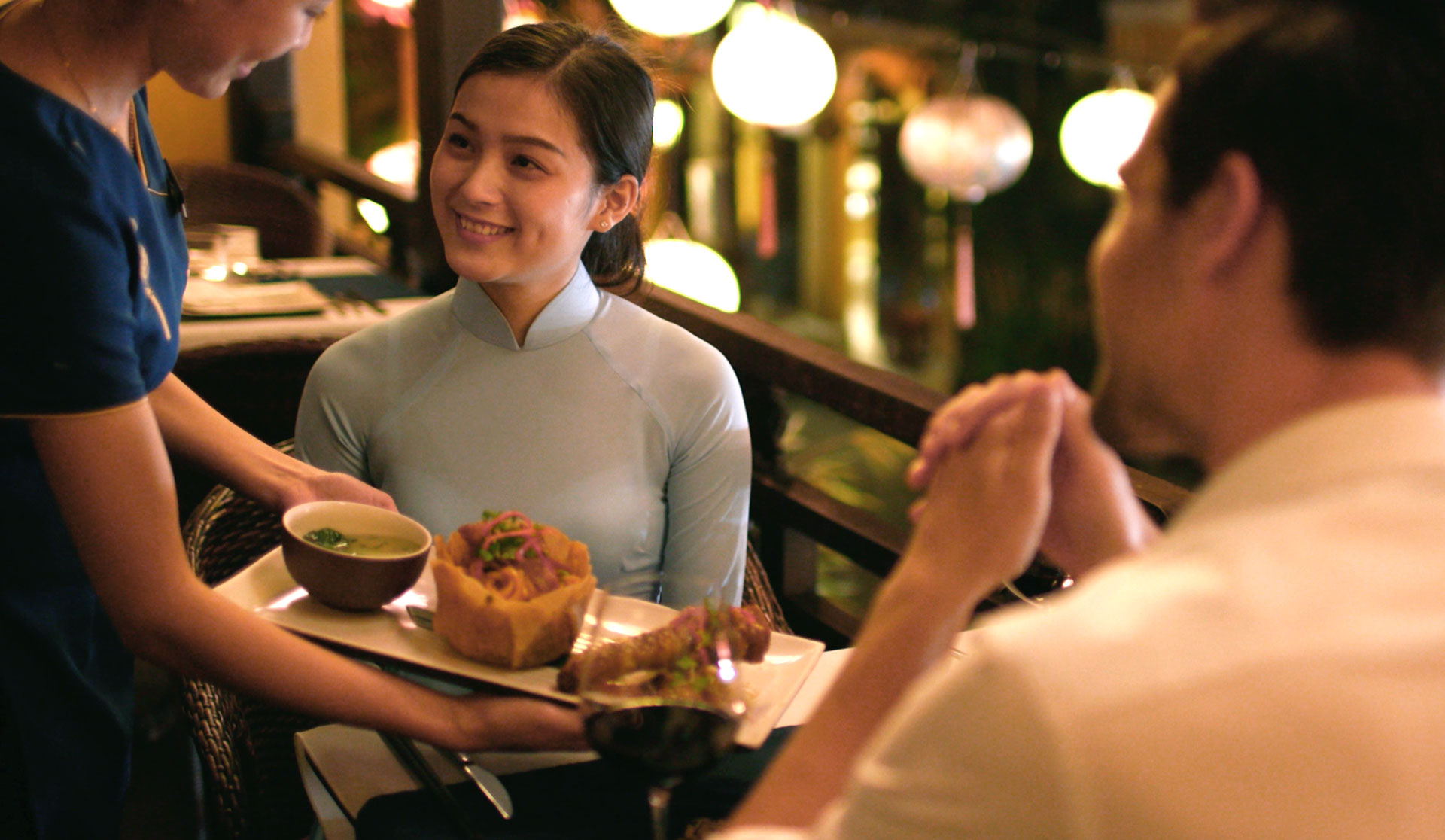 Little Faifo dining service