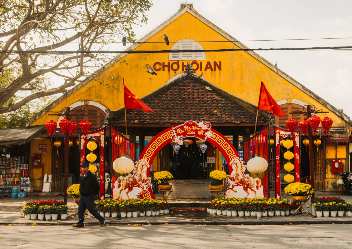 Hoi An Central Market Guide, What You Shouldn’t Miss
