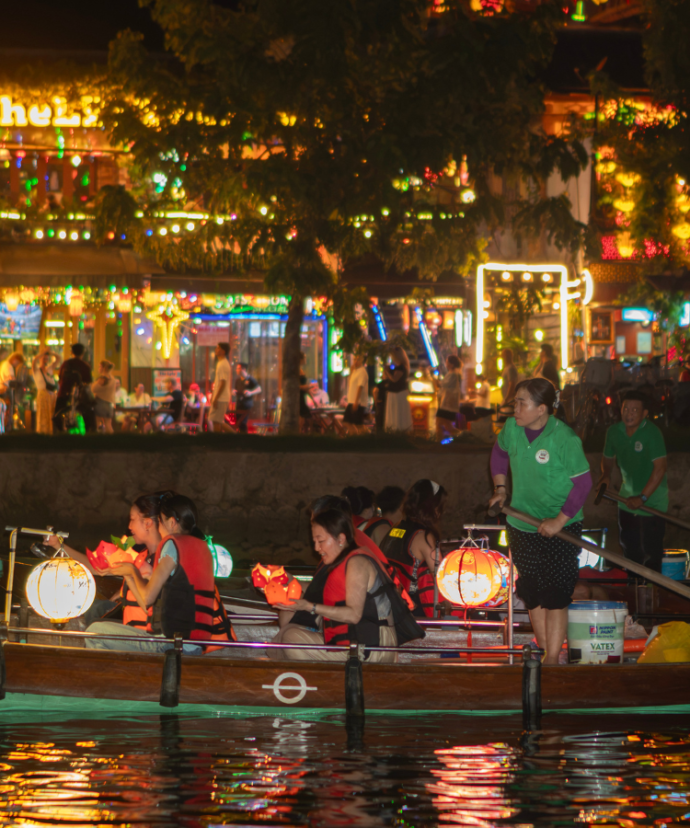 Lantern releasing on the Hoai River