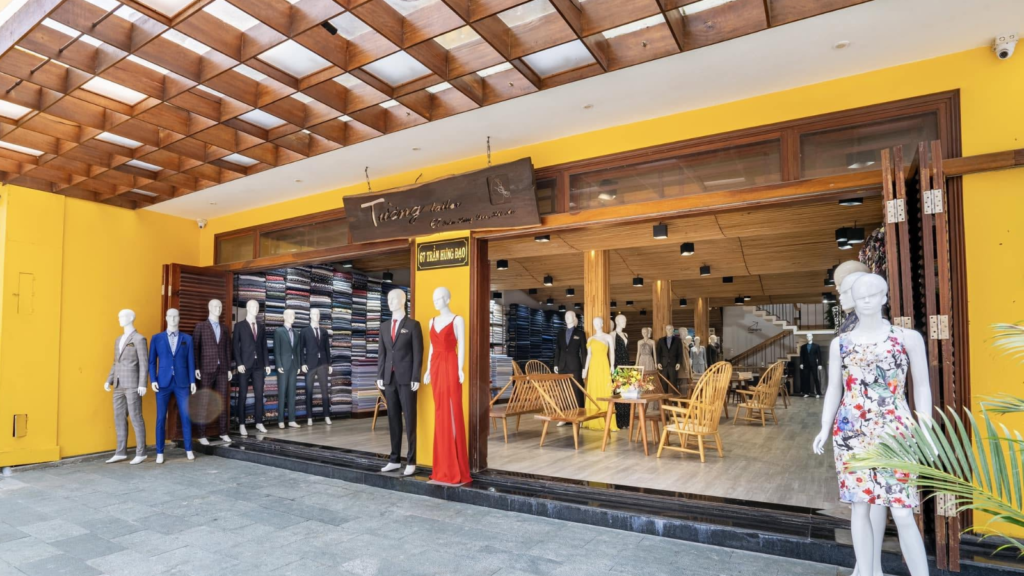 Custom tailoring in Hoi An