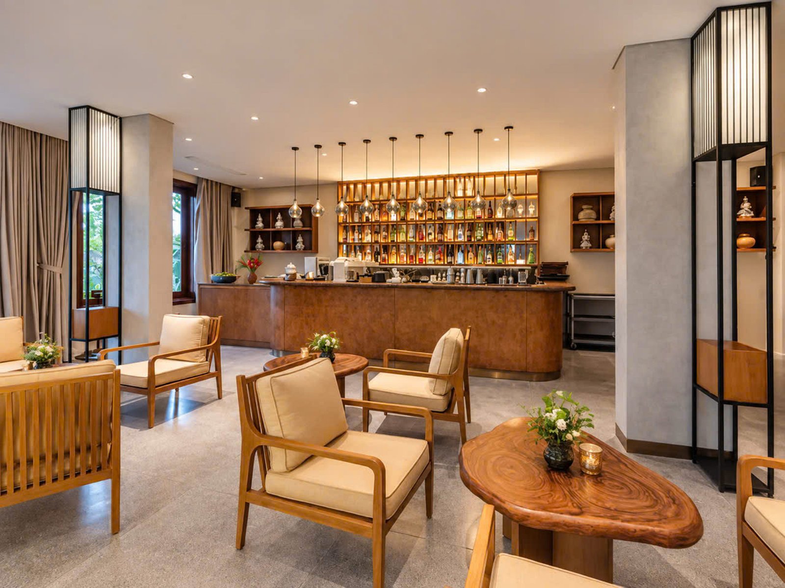 Lobby Bar and Lounge at Little Oasis Hoi An
