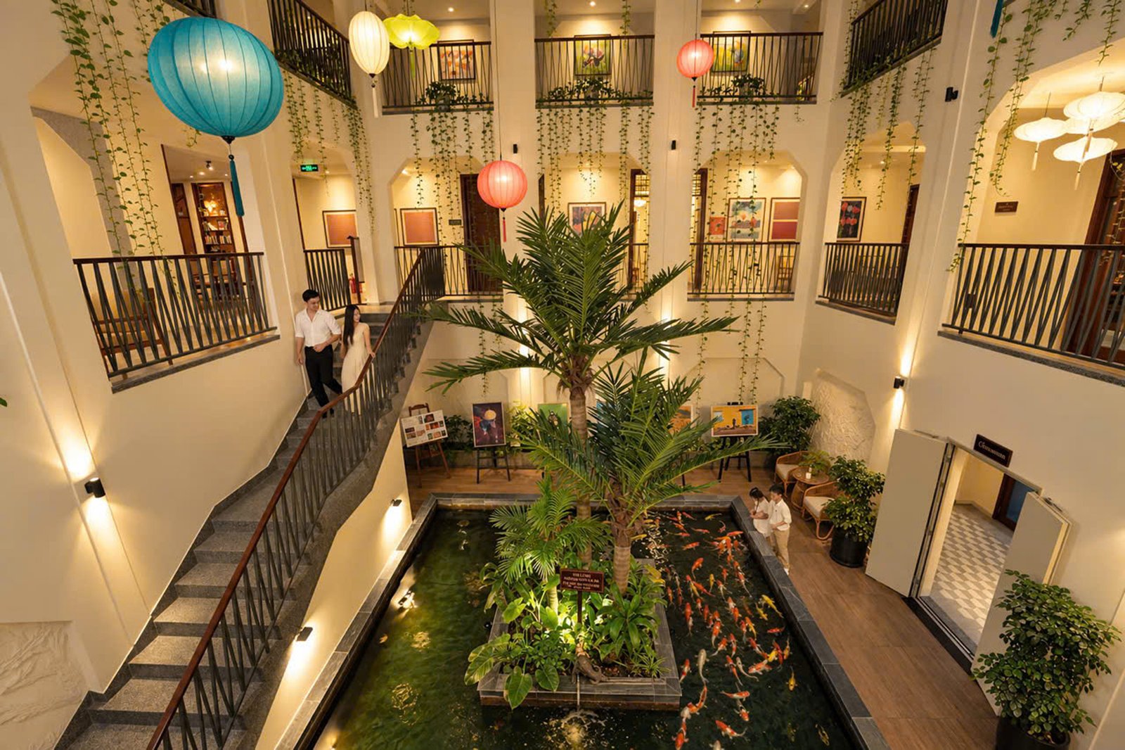 A Lantern-Lit Atrium at Little Oasis Hoi An
