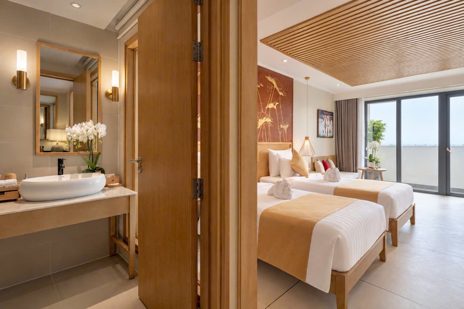A Glimpse of Family Comfort at Little Oasis Hoi An