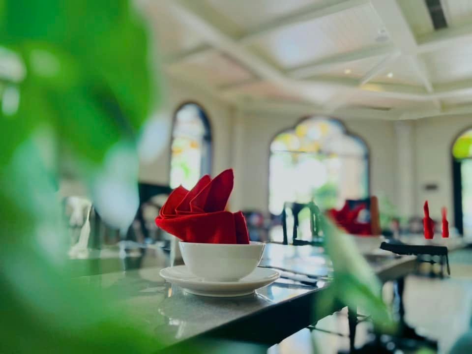 Elegant table setting at The Dishes Restaurant