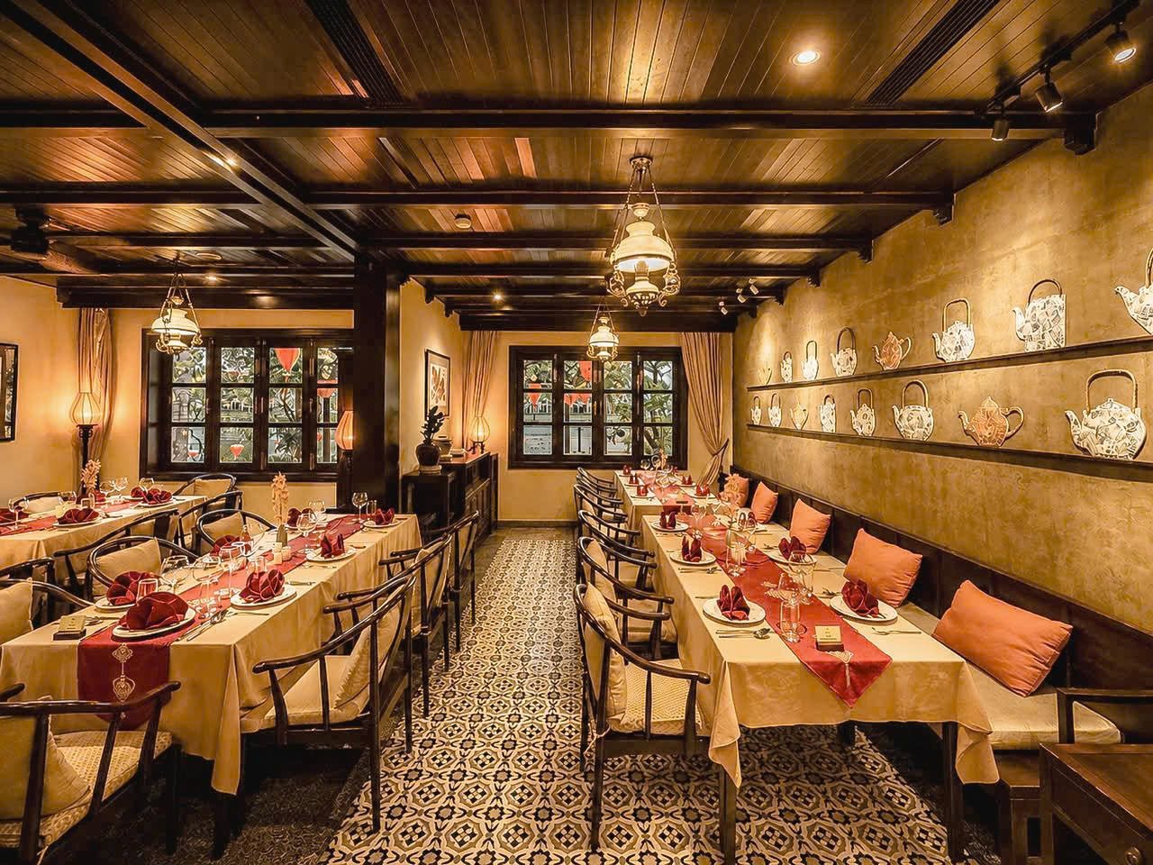Heritage-inspired indoor dining room at Traders Waterfront Restaurant