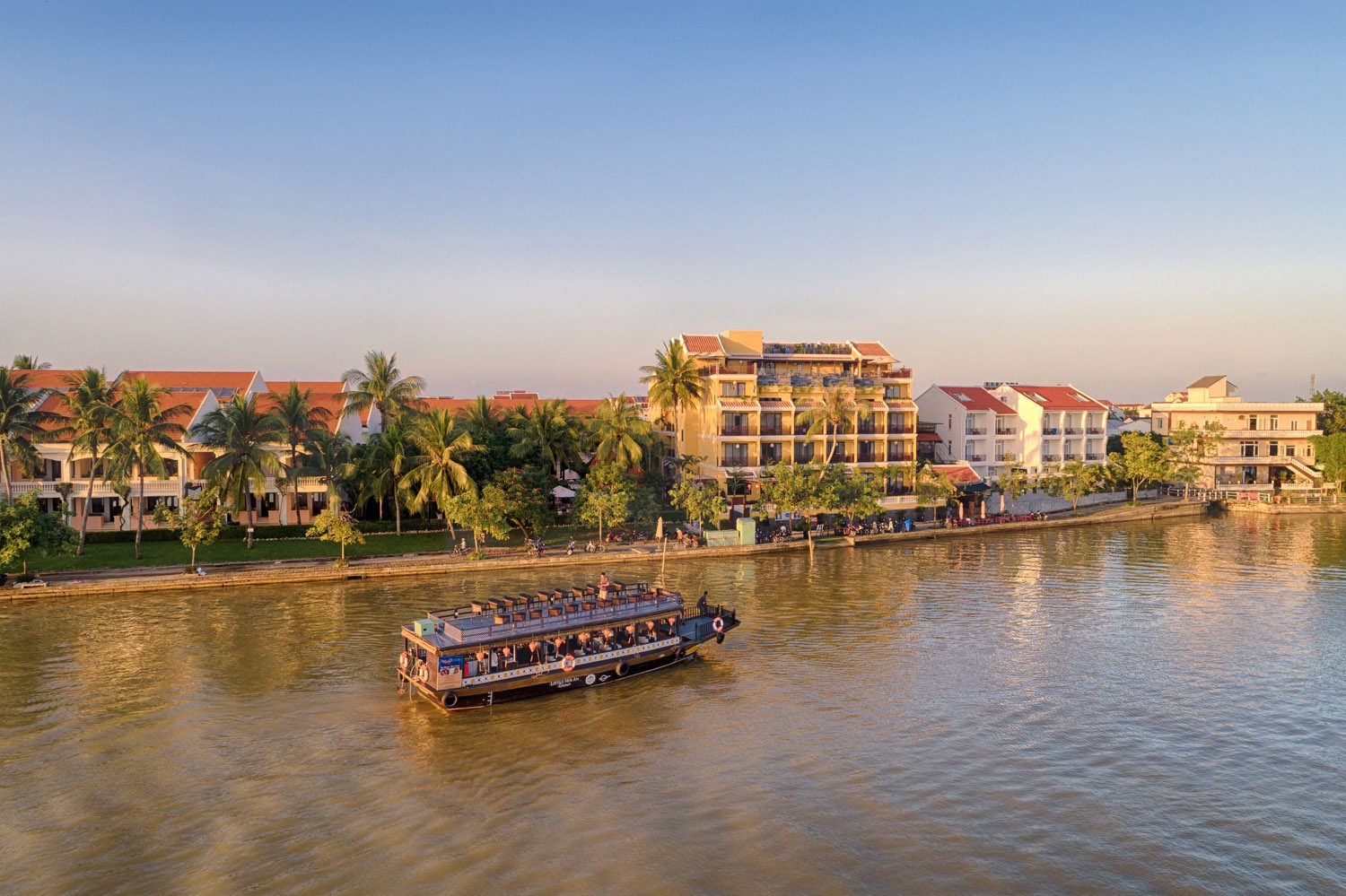 Little Riverside. A Luxury Hotel & Spa Contact